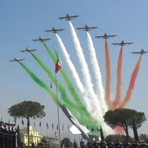 Accademia Aeronautica Di Pozzuoli Giurano Gli Allievi Del Corso Urano